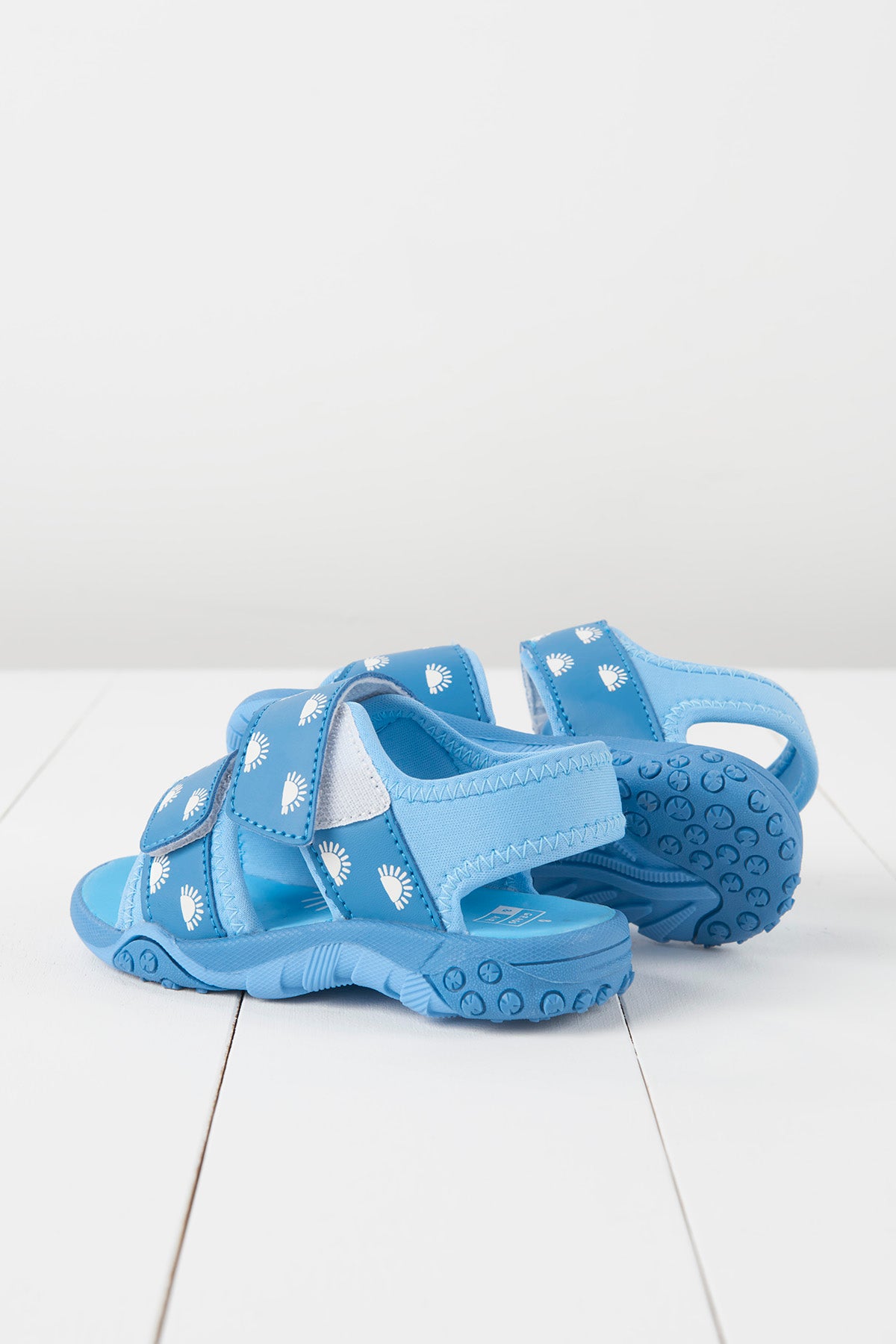 Cornflower Blue Colour-Changing Sandals
