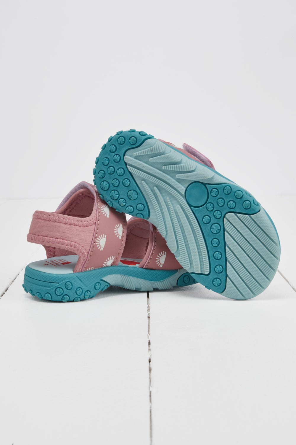 Rose Colour-Changing Sandals